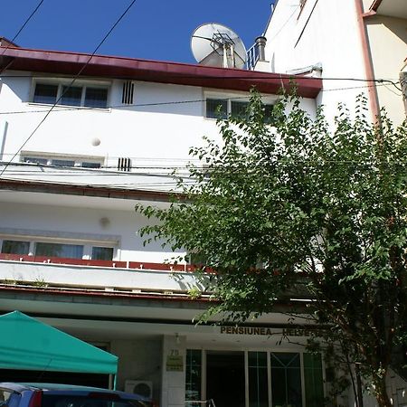 Pensiunea Helvetia Bucharest Luaran gambar