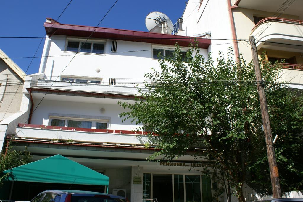 Pensiunea Helvetia Bucharest Luaran gambar