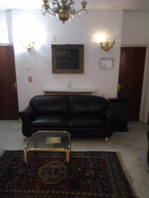 Pensiunea Helvetia Bucharest Luaran gambar